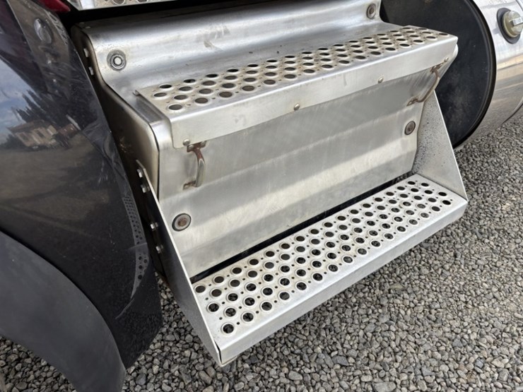 2019-kenworth-t880-image-20