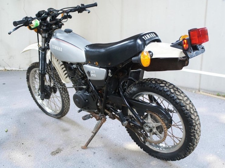 1981-yamaha-xt250-motorcycle-image-6