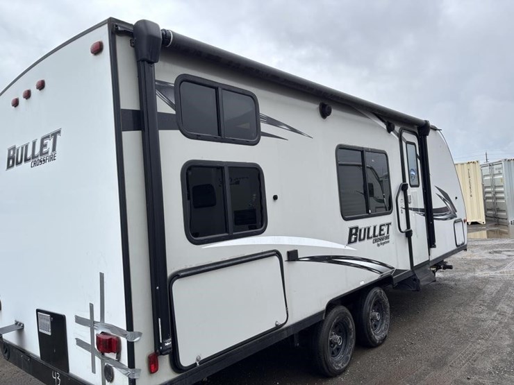 2020-bullet-bl2200bh20-travel-trailer-image-15
