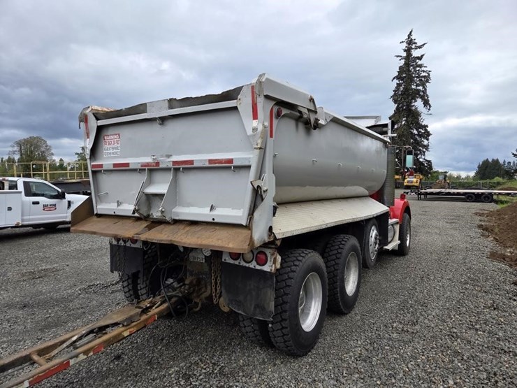 1999-kenworth-t800-image-4