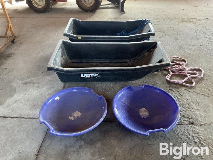 otter-pro-poly-sleds-image-4