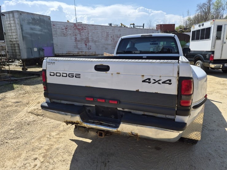 1999-dodge-ram-3500-image-6