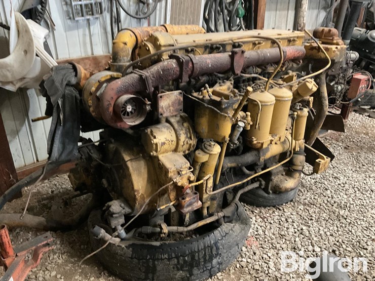 caterpillar-824-image-3