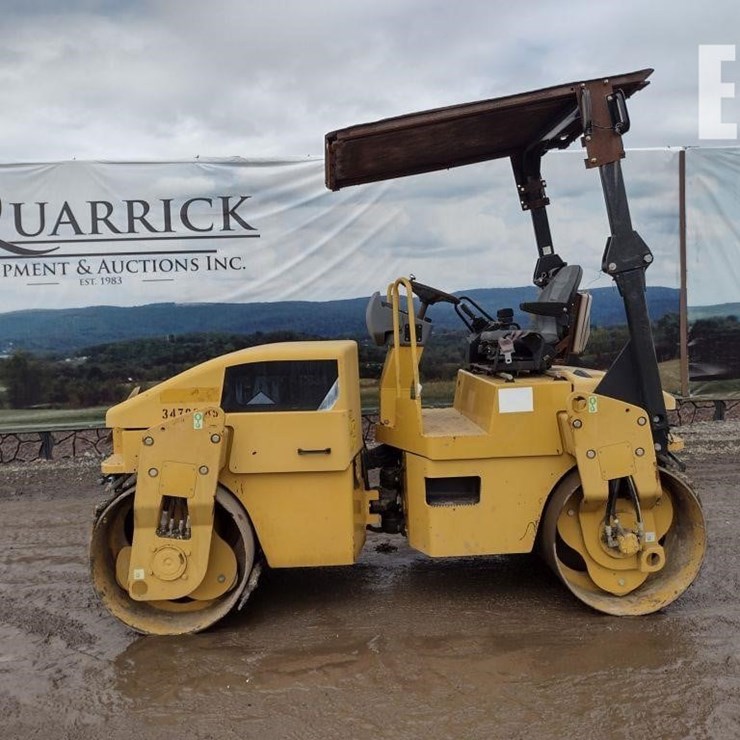 2010 CATERPILLAR CB34XW