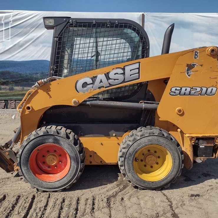 CASE SR210