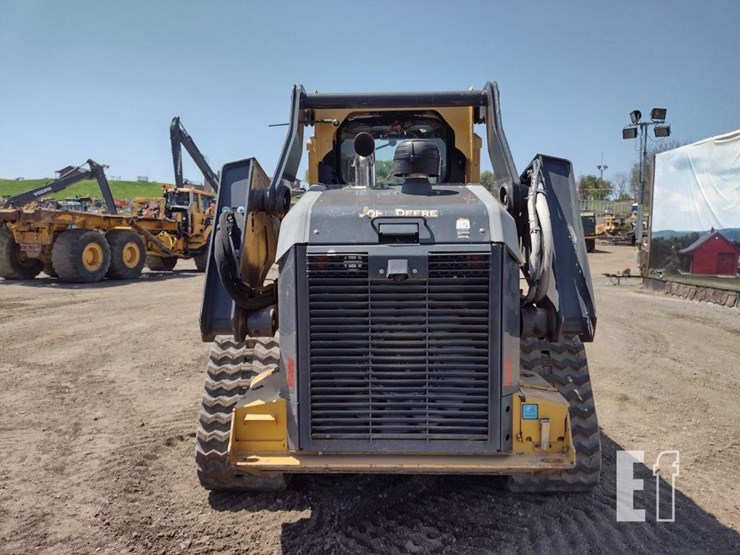 2022-deere-333g-image-3