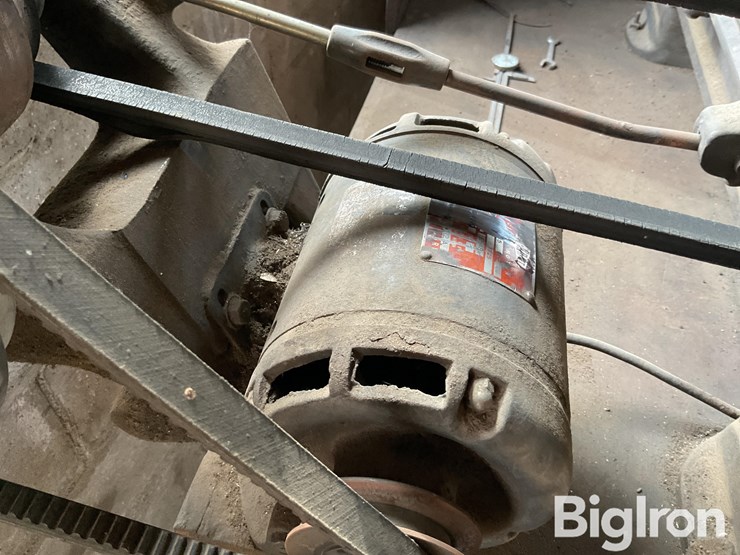 south-bend-model-a-9”-metal-lathe-image-8