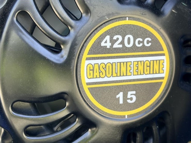 2026-zjg-zj-380-skid-steer-loader-image-9