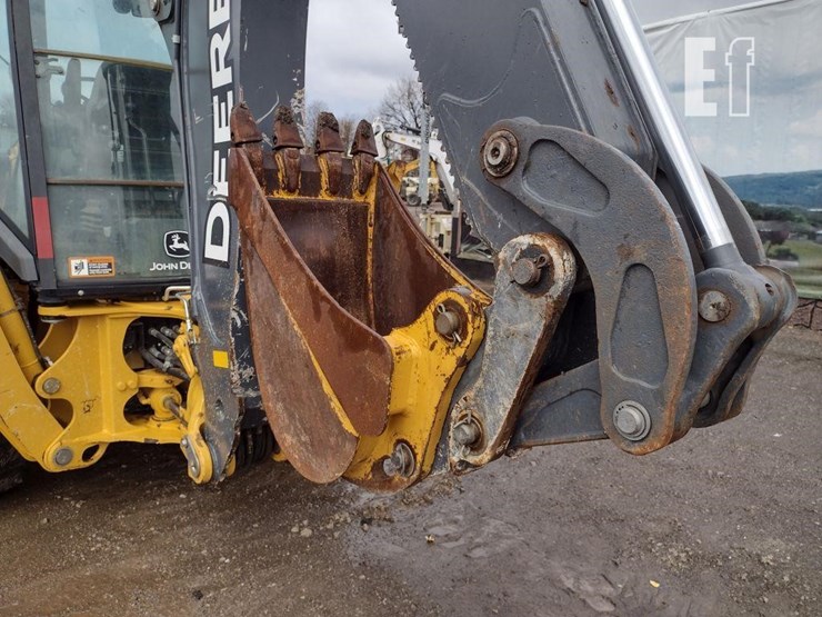 2020-deere-310l-image-25