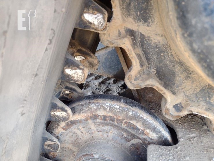 bobcat-t870-image-24