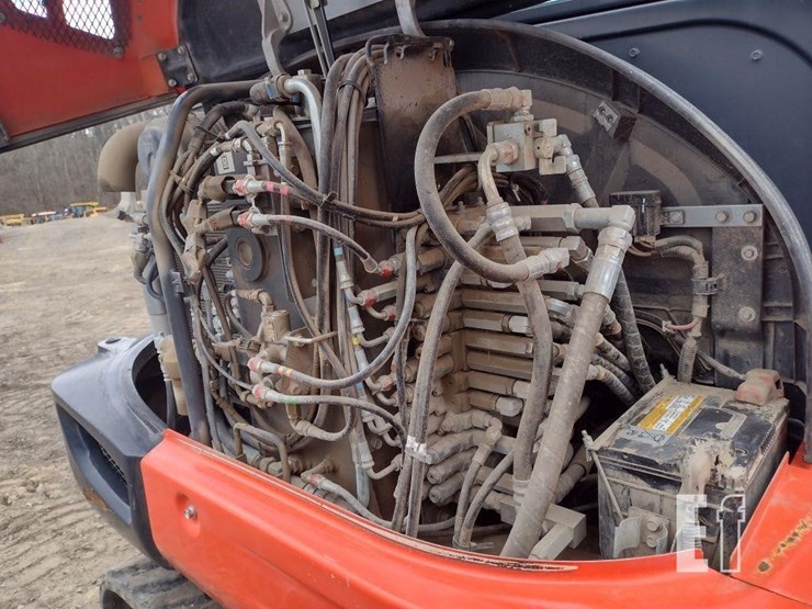 2020-kubota-kx040-4-image-30