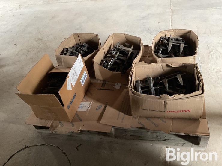 macdon-sickle-guards-image-6