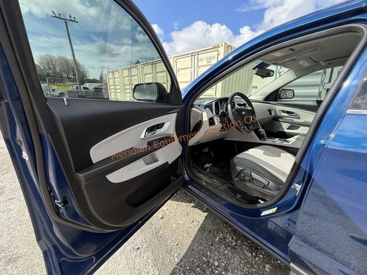 2010-chevrolet-equinox-image-38