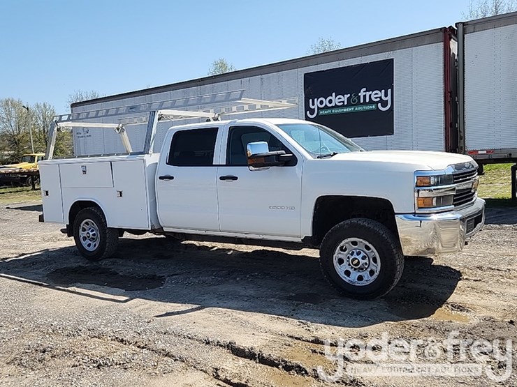 2016-chevrolet-silverado-3500hd-image-6