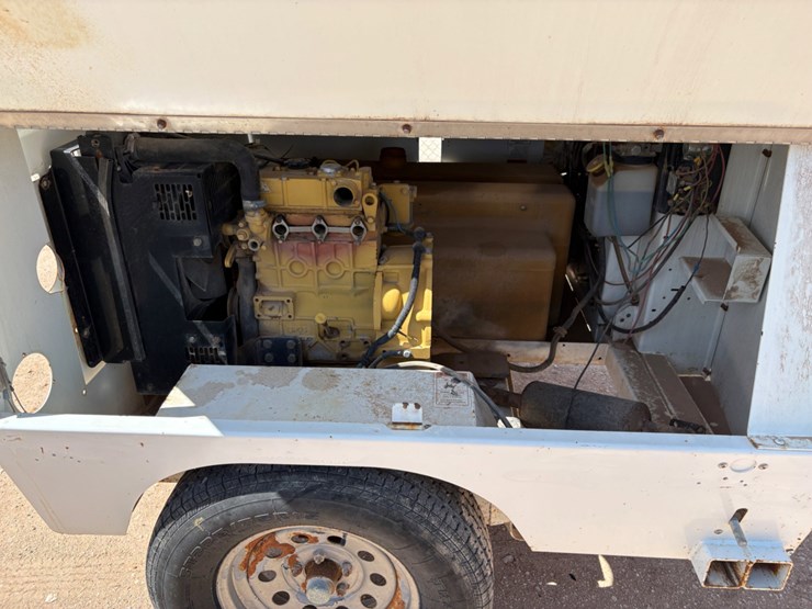 allmand-bros-maxi-lite-v-image-8