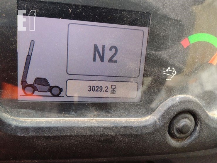 2019-caterpillar-tl1055d-image-6