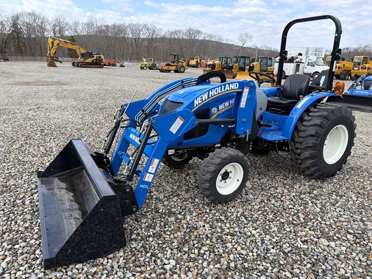 new-holland-workmaster-35-image-2