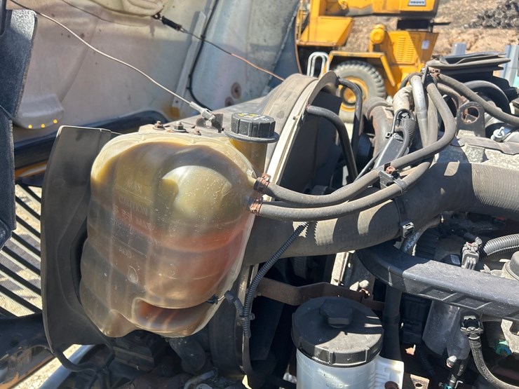 2013-international-durastar-4300-image-55