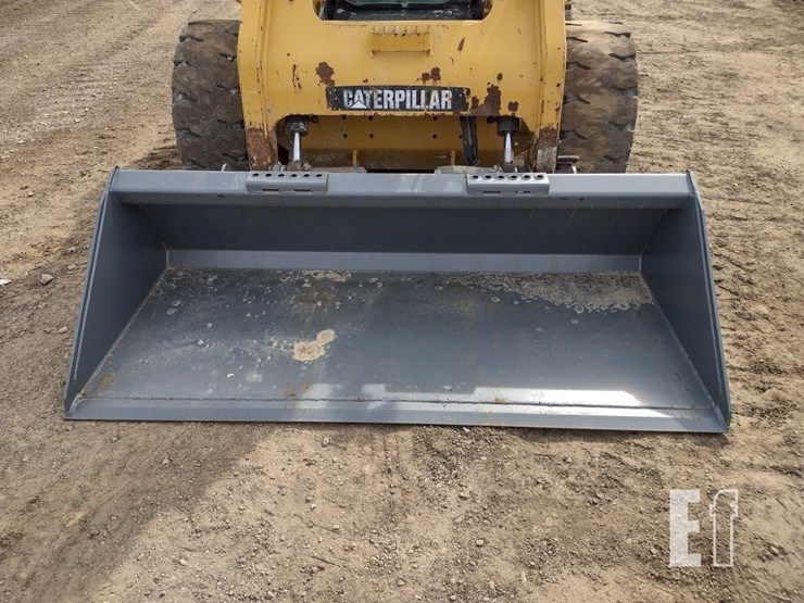 2011-caterpillar-256c-image-16