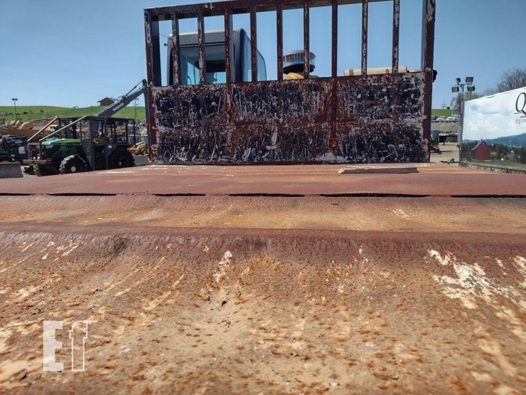 2009-morooka-mst3000vd-image-29