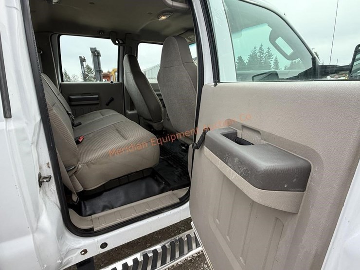 2008-ford-f550-image-19