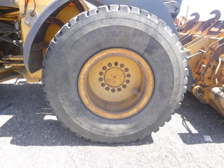 2005-deere-624j-image-33