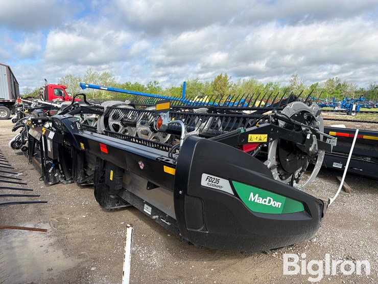 2023-mac-don-fd235-image-5