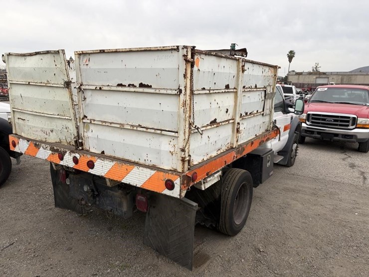 2010-ford-f450-image-3