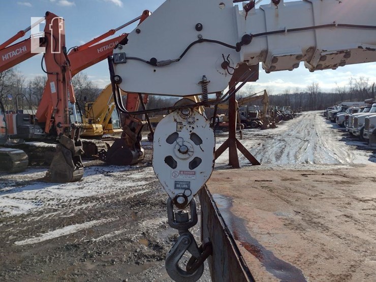 2013-ihi-ic120-image-34