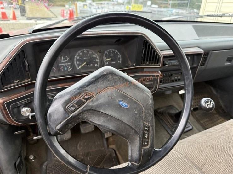 1991-ford-f350-xlt-lariat-image-44