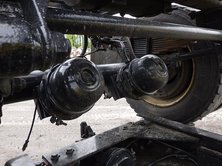 2008-kenworth-t800-image-12