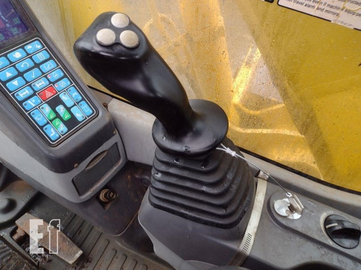 2004-komatsu-pw200-7-image-8