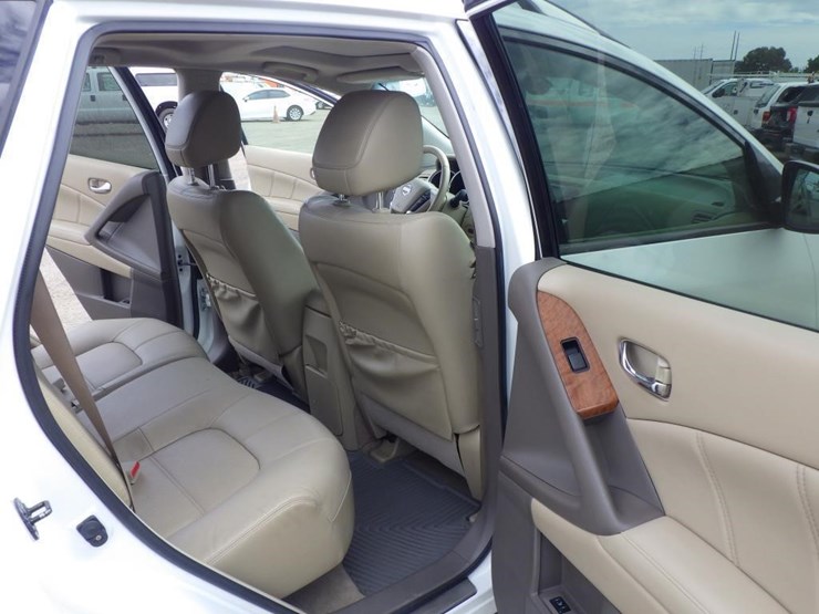 2012-nissan-murano-image-8