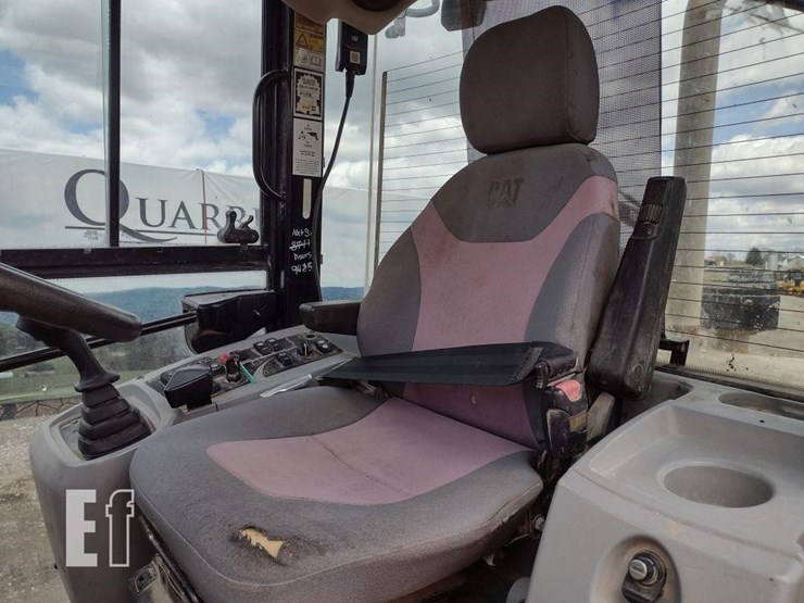 2015-caterpillar-914k-image-10