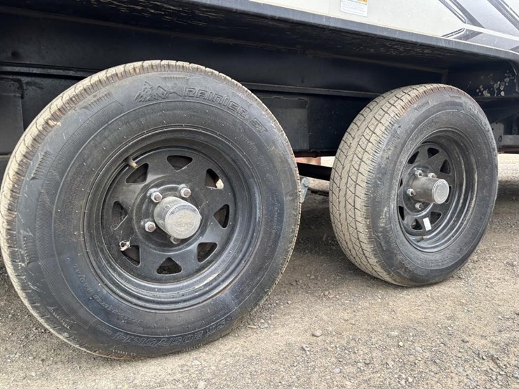 2020-bullet-bl2200bh20-travel-trailer-image-21