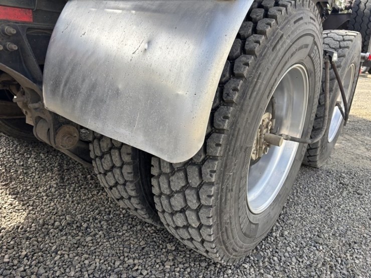 2022-international-hx520-image-11