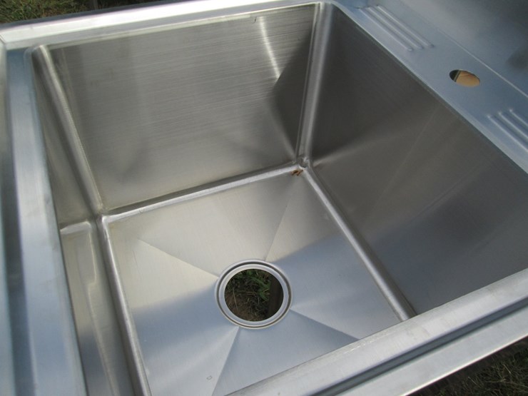 #45974-•-unused-trinty-stainless-steel-sink-image-3