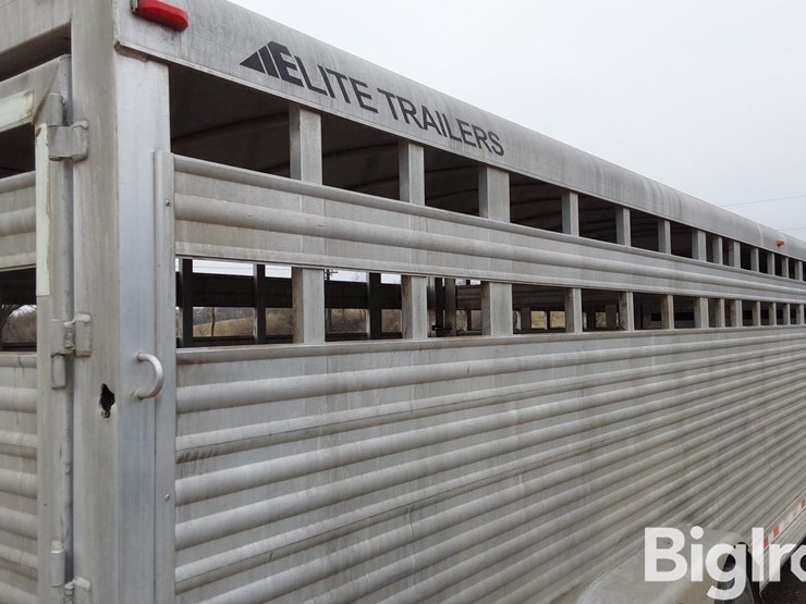 2007-elite-26'-t/a-aluminum-livestock-trailer-image-17
