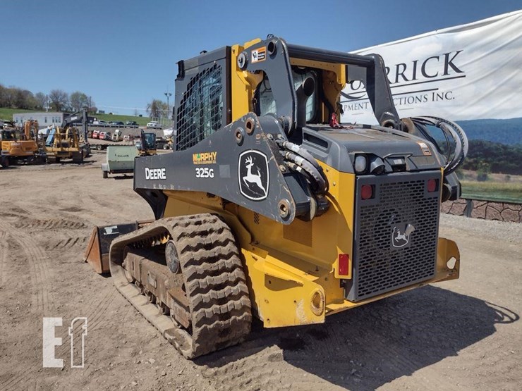 2023-deere-325g-image-30