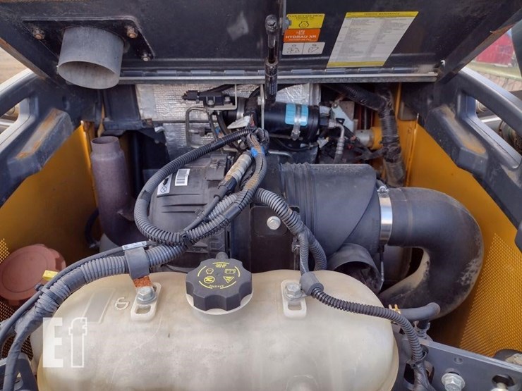 2023-deere-325g-image-27