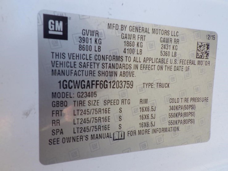 2016-chevrolet-express-2500-image-16