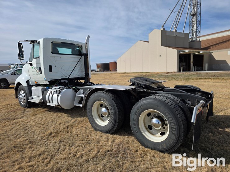 2015-international-prostar-image-7