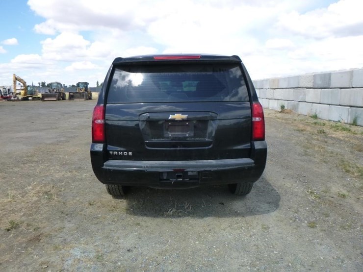 2019-chevrolet-tahoe-image-19
