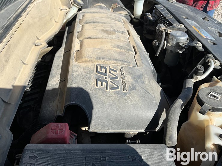 2016-chevrolet-traverse-image-11