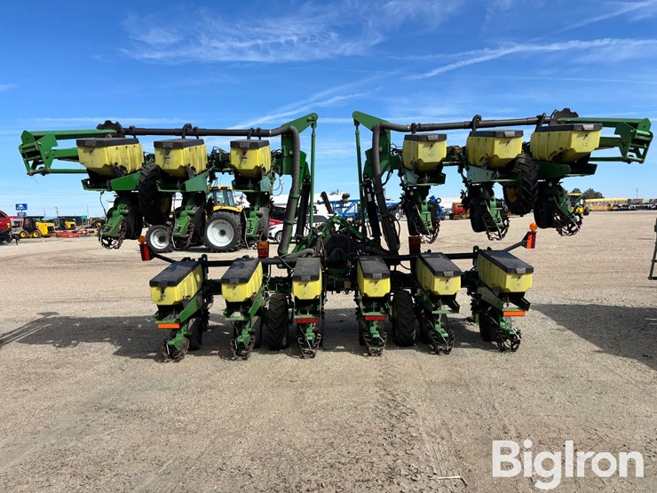 2009-john-deere-1720-image-6