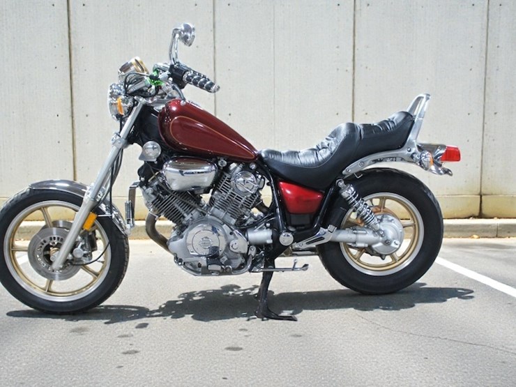 1985-yamaha-xv700-virago-motorcycle-image-4