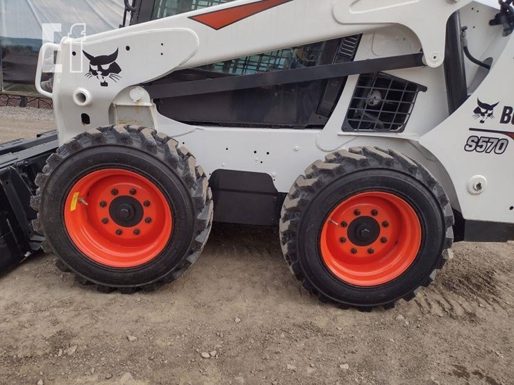 2016-bobcat-s570-image-13