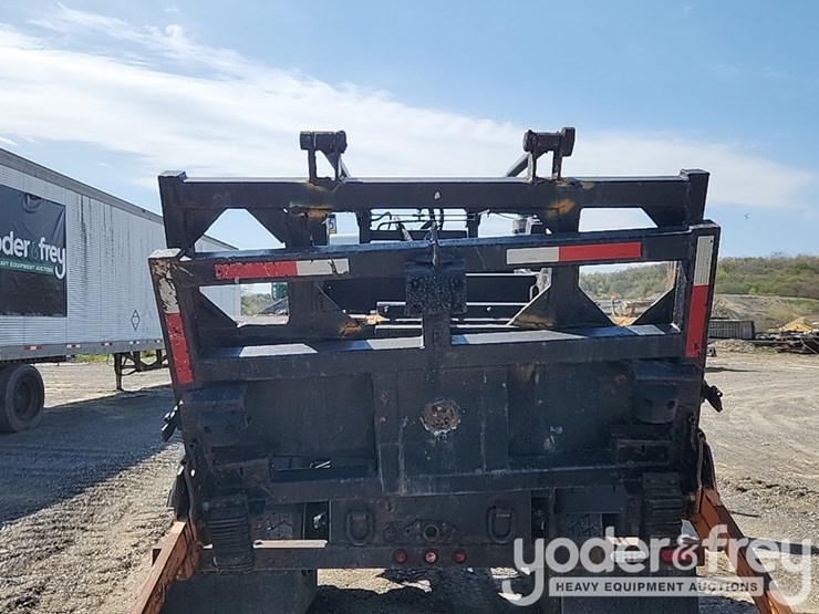 2002-international-4900-image-18