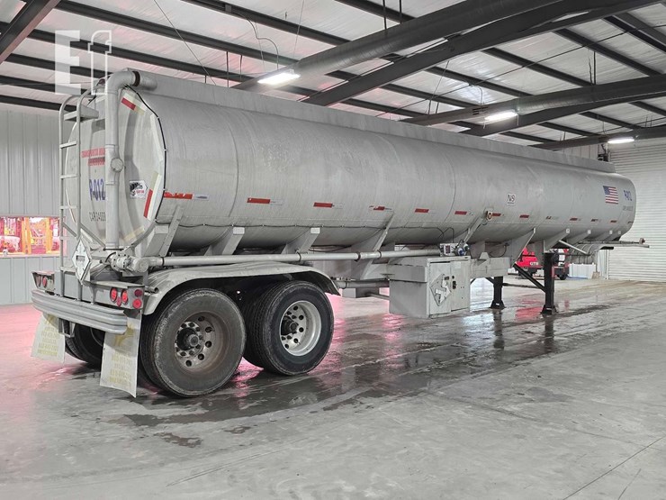 1983-trailmaster-tanker-image-3