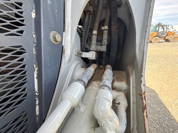 takeuchi-tl8-image-17